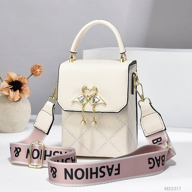 Woman Fashion Bag M22317
