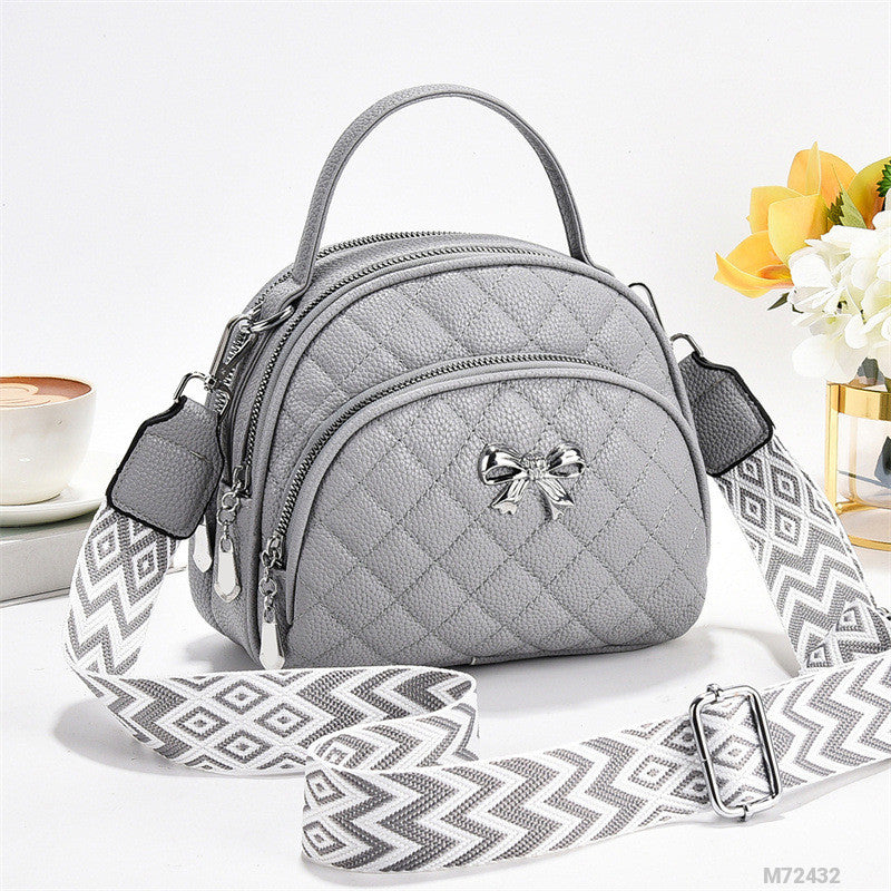 Woman Fashion Bag M72432