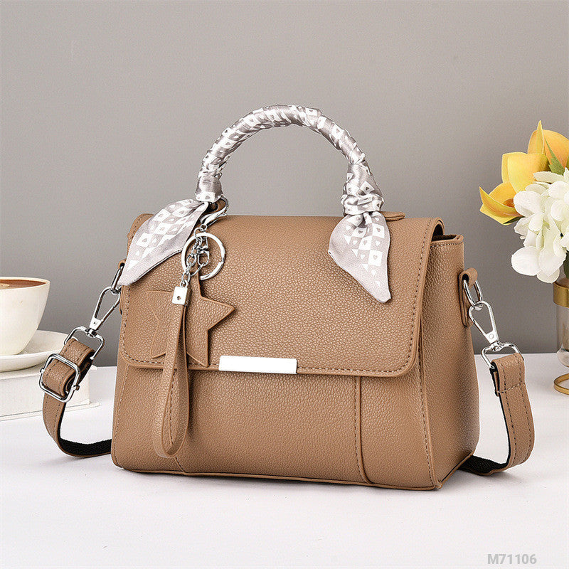 Woman Fashion Bag M71106