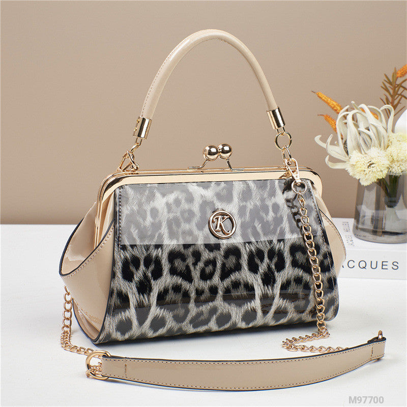 Woman Fashion Bag M97700