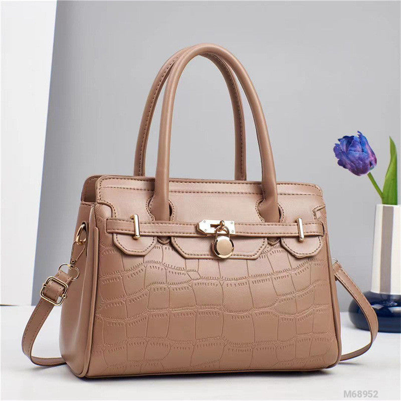 Woman Fashion Bag M68952