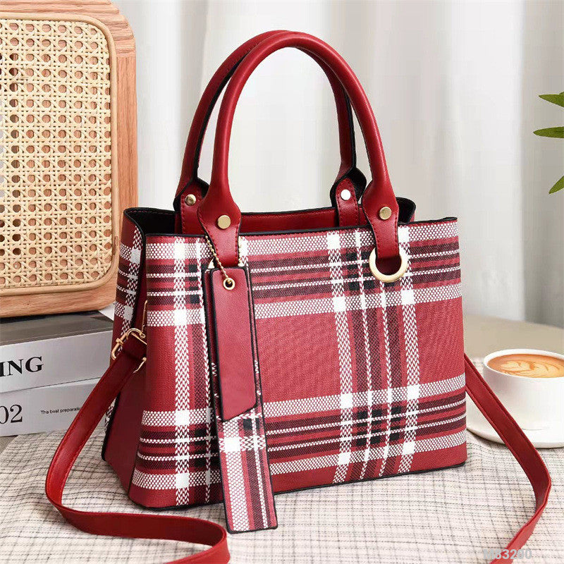 Woman Fashion Bag M83200