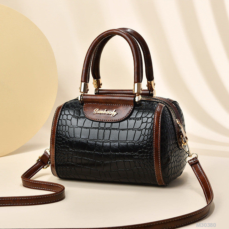 Woman Fashion Bag M30380