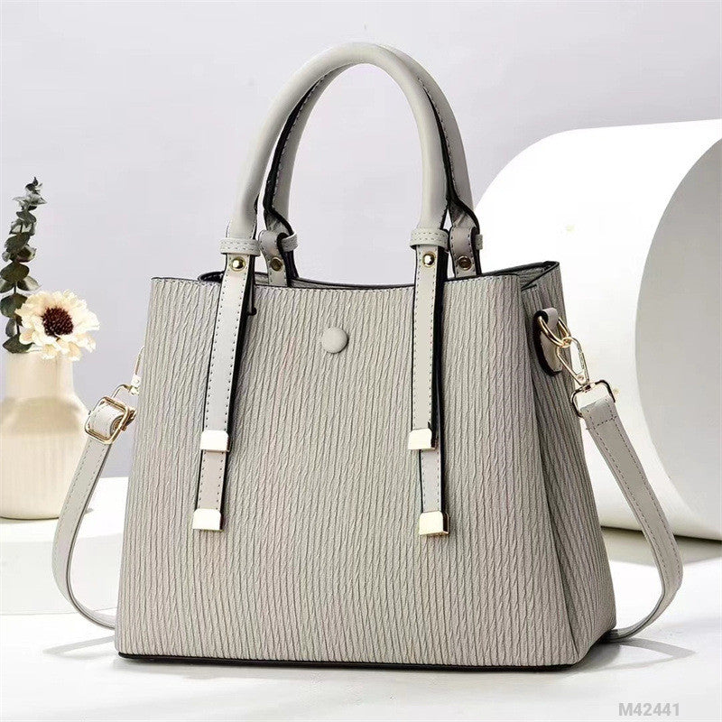 Woman Fashion Bag M42441