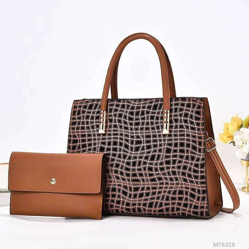 Woman Fashion Bag M76228