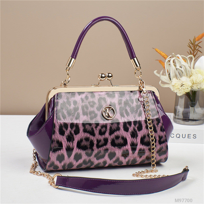 Woman Fashion Bag M97700