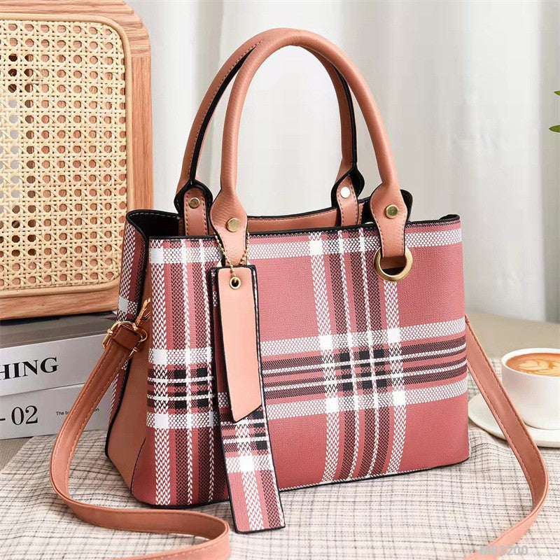 Woman Fashion Bag M83200