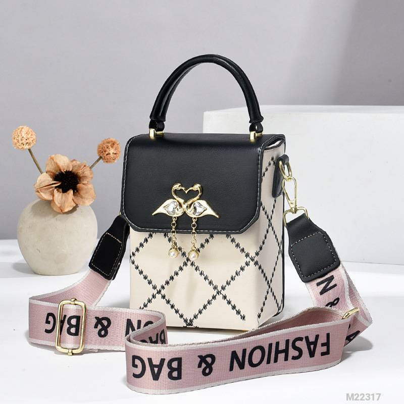 Woman Fashion Bag M22317