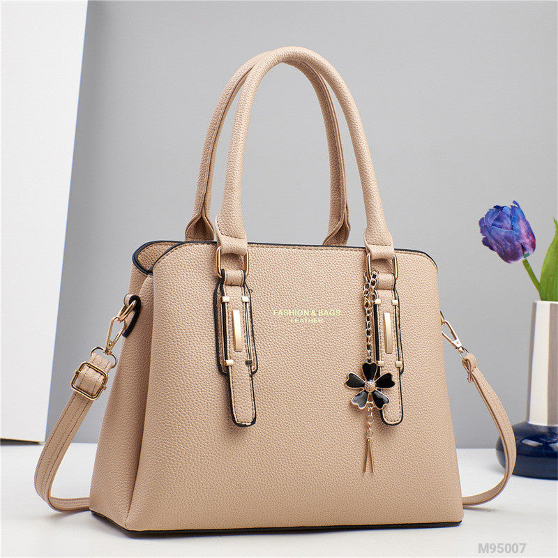 Woman Fashion Bag M95007