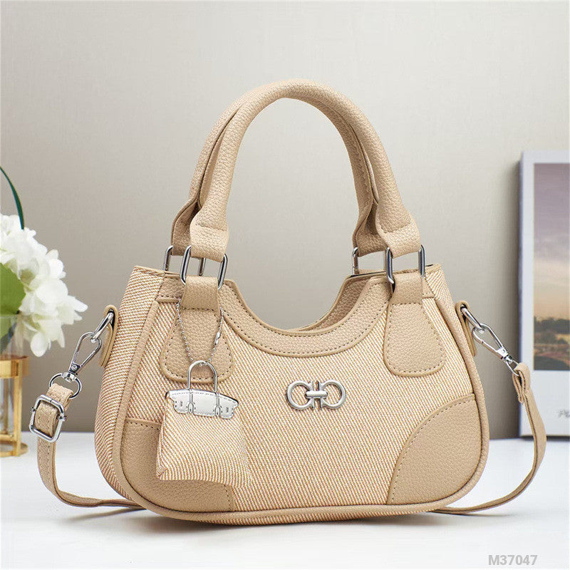 Woman Fashion Bag M37047
