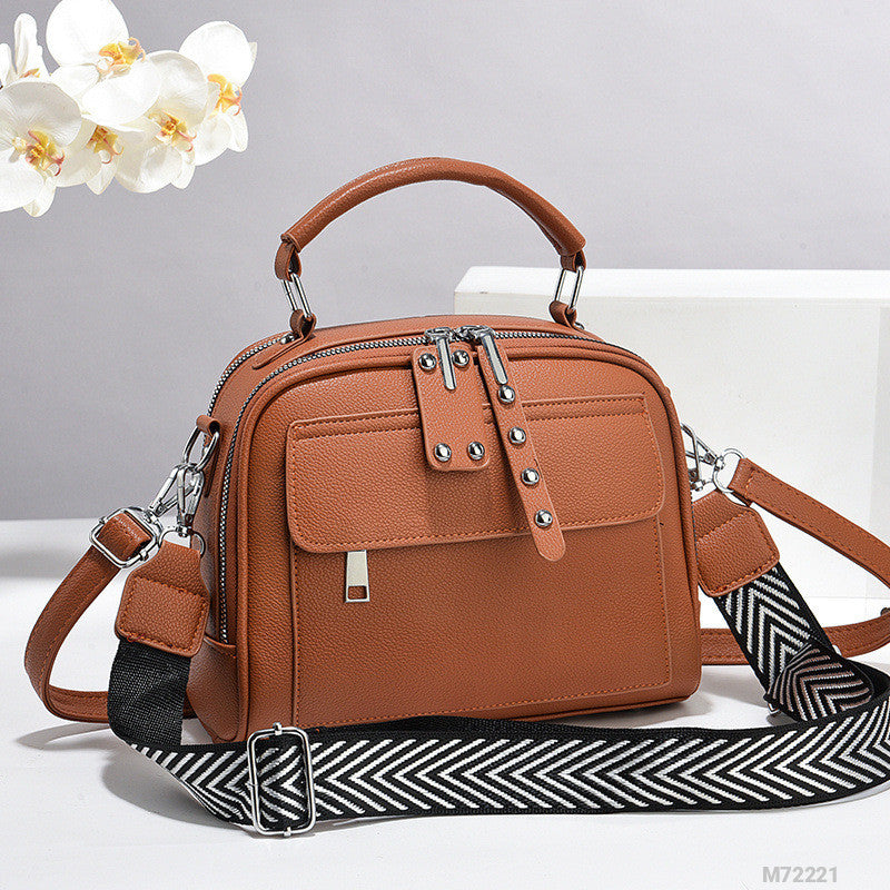 Woman Fashion Bag M72221