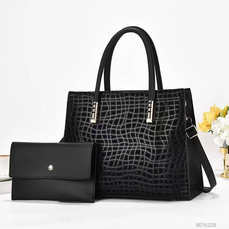 Woman Fashion Bag M76228