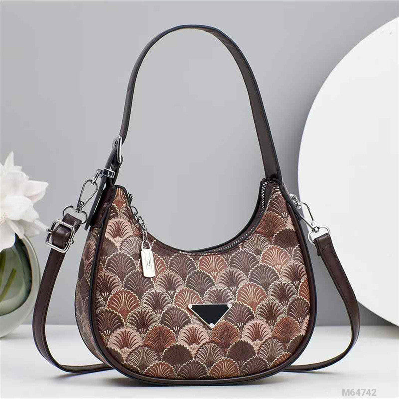 Woman Fashion Bag M64742