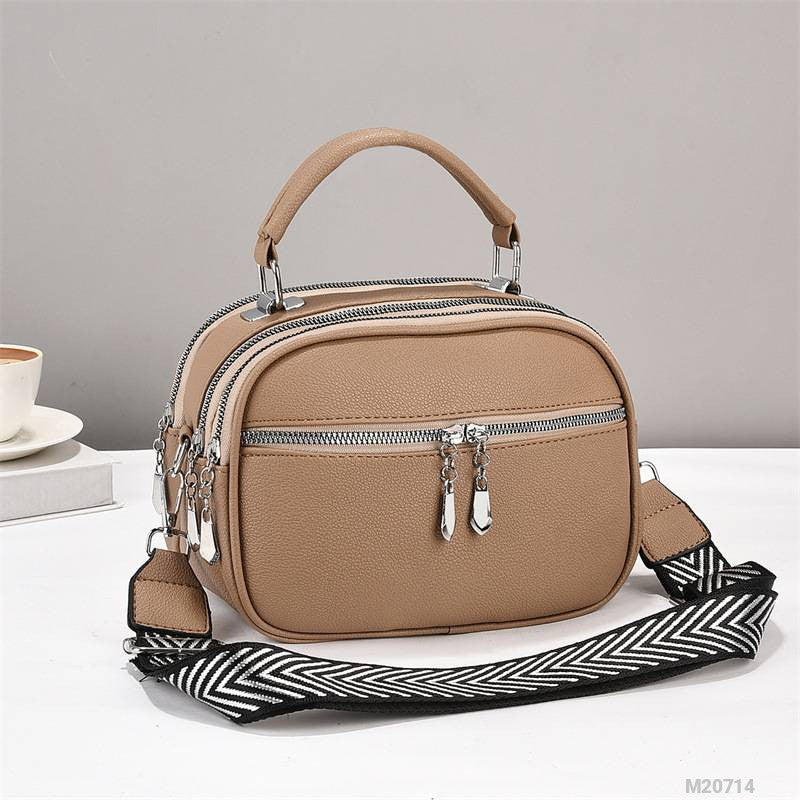 Woman Fashion Bag M20714