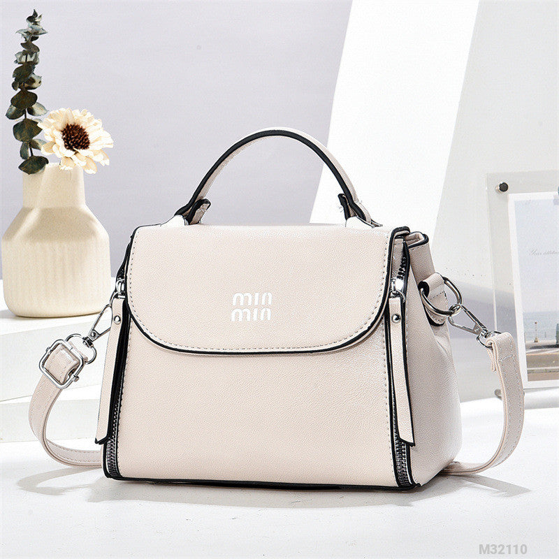 Woman Fashion Bag M32110