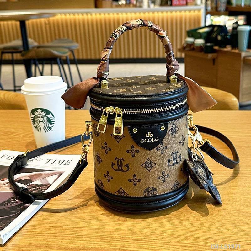 Woman Fashion Bag CH-L51971