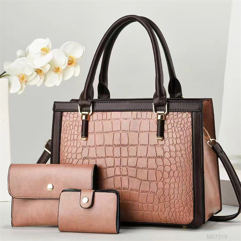 Woman Fashion Bag M67219