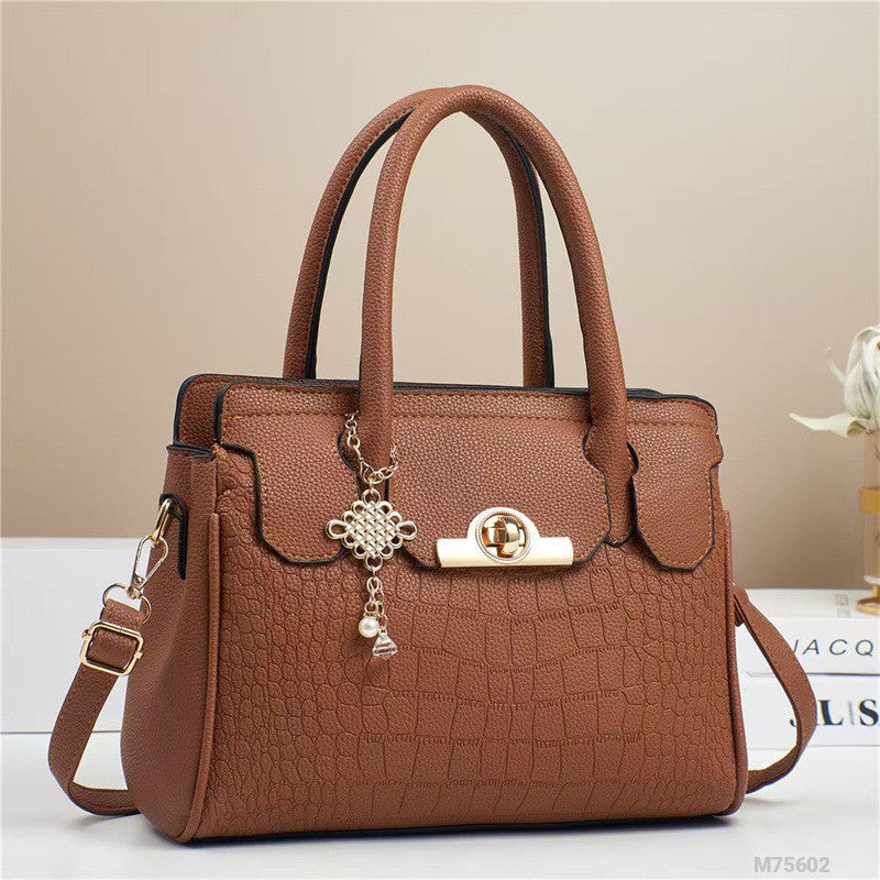 Woman Fashion Bag M75602