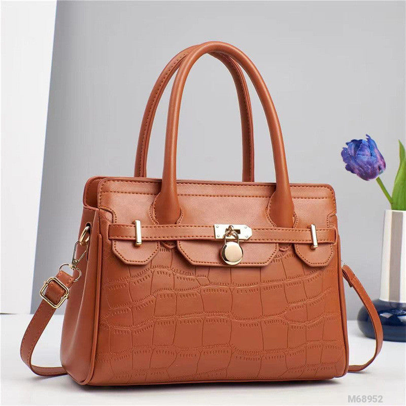 Woman Fashion Bag M68952