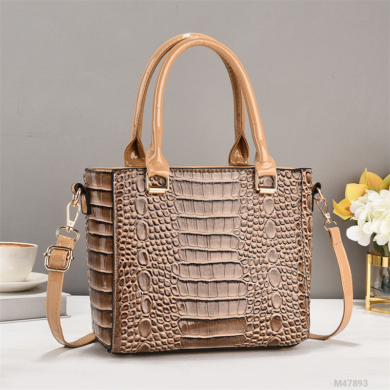 Woman Fashion Bag M47893
