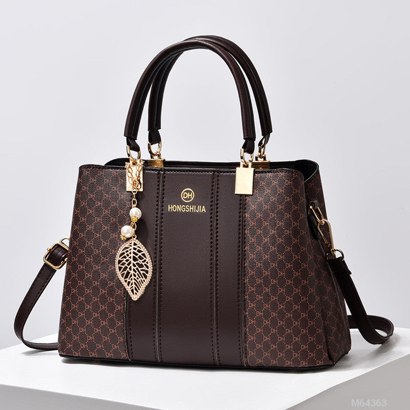 Woman Fashion Bag M64363