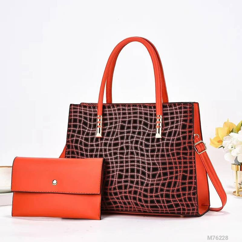 Woman Fashion Bag M76228