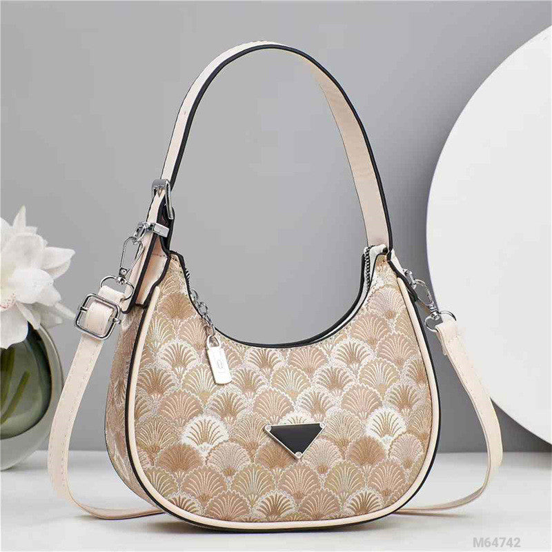 Woman Fashion Bag M64742