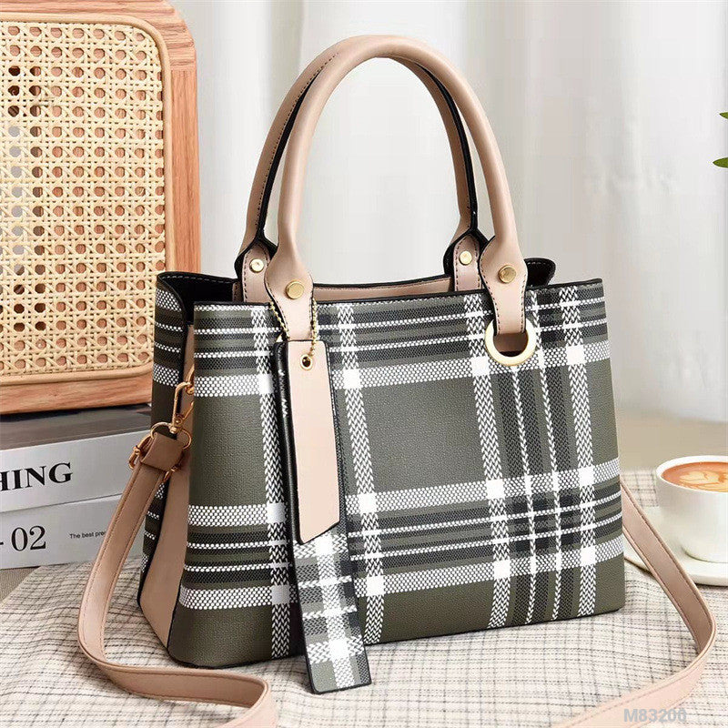 Woman Fashion Bag M83200
