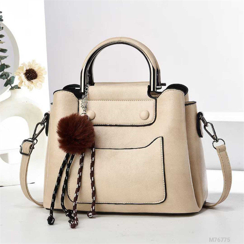Woman Fashion Bag M76775