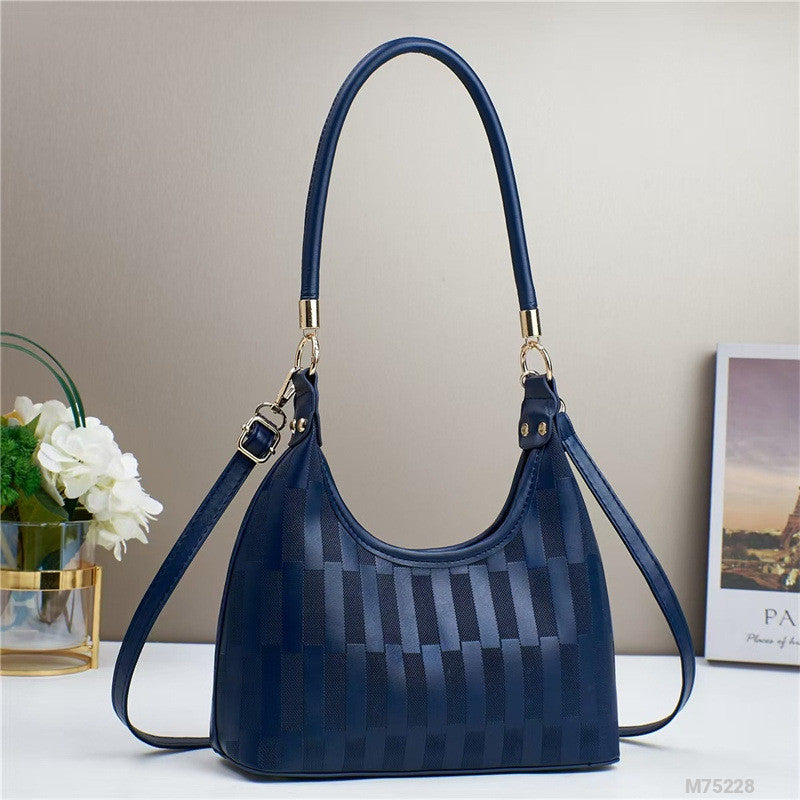 Woman Fashion Bag M75228