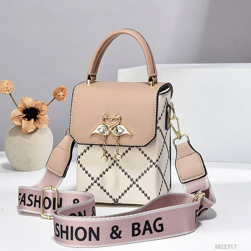 Woman Fashion Bag M22317