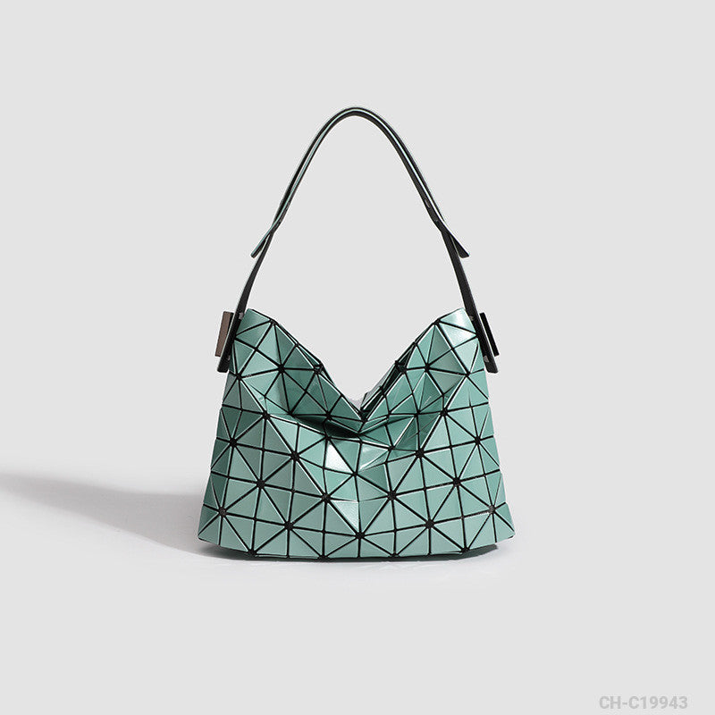 Woman Fashion Bag CH-C19943