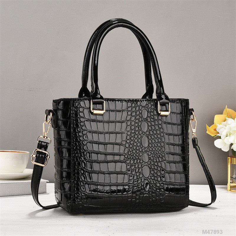 Woman Fashion Bag M47893
