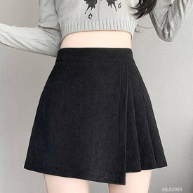 Woman Fashion Shorts ML83981