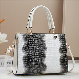 Woman Fashion Bag M84712