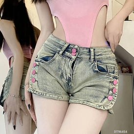 Woman Fashion Shorts DT96454