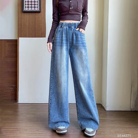 Woman Fashion Jeans DT44271
