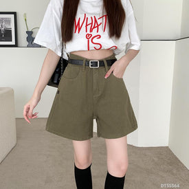 Woman Fashion Shorts DT55564