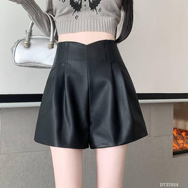 Woman Fashion Shorts DT37054