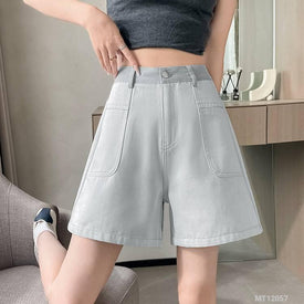 Woman Fashion Shorts MT12057