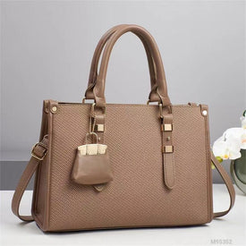 Woman Fashion Bag M95352