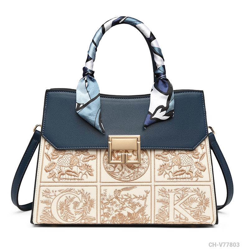 Image of Woman Fashion Bag CH-V77803