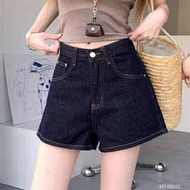 Woman Fashion Shorts MT48622