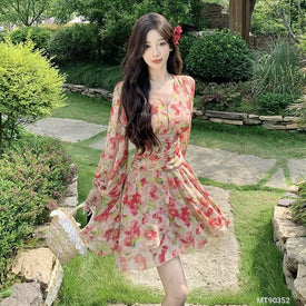 Woman Fashion Suit MT90352