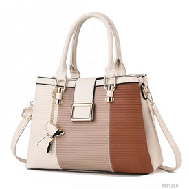 Woman Fashion Bag M31250