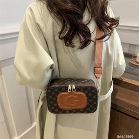 Woman Fashion Bag Ud-L18809
