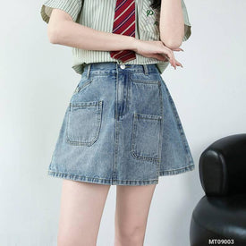 Woman Fashion Shorts MT09003