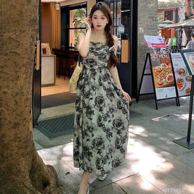 Woman Fashion Dress MT79455