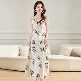 Woman Fashion Dress MT80063