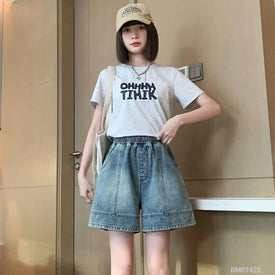 Woman Fashion Shorts DM07422